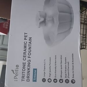 IPettie Tritone ceramic Pet Drinking Fountain